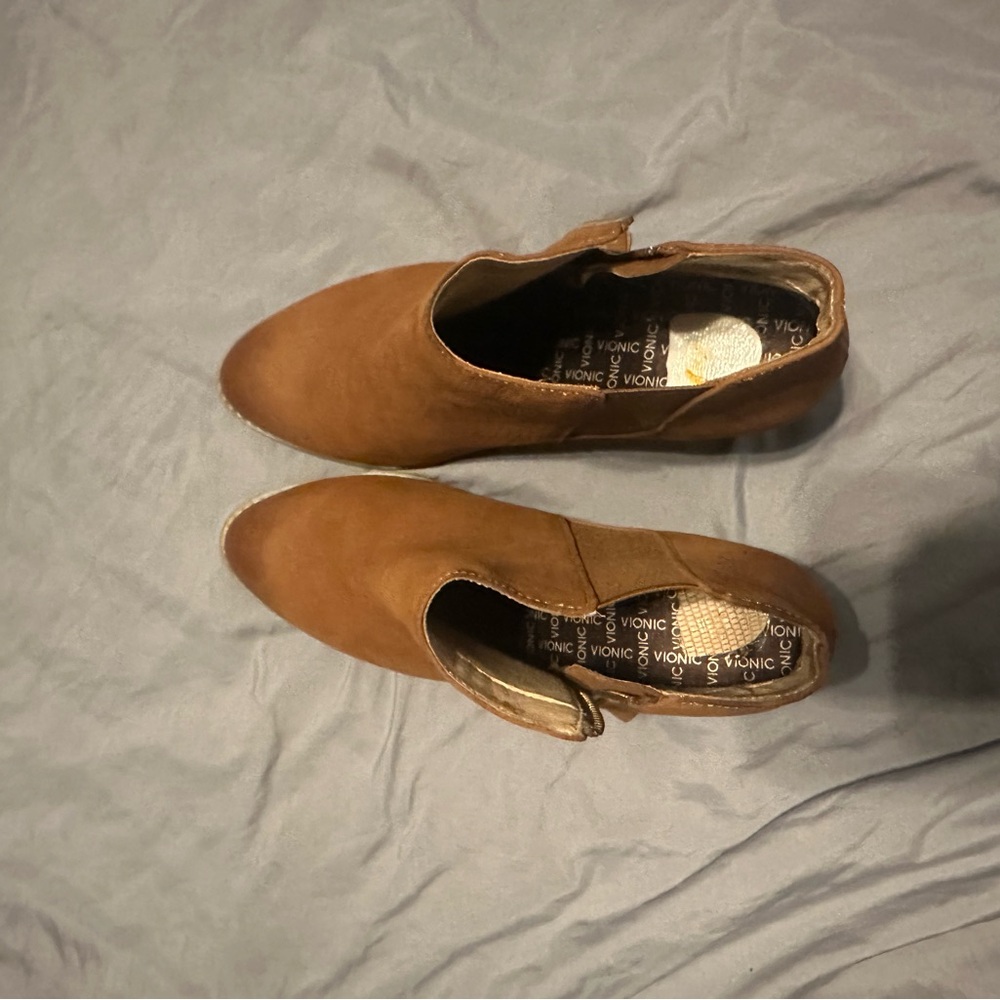 Vionic Tan Ankle Boots with Gold Zipper - Picture 9 of 10